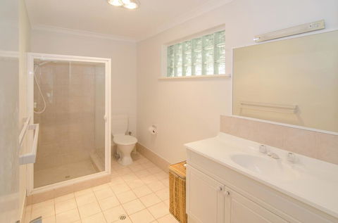 Anchors Away - Accommodation in Brisbane 3