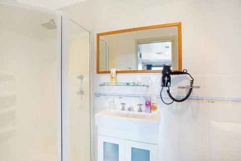Anchors Aweigh - Accommodation in Brisbane 3