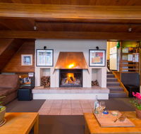 Aneeki Ski Lodge - Accommodation in Brisbane