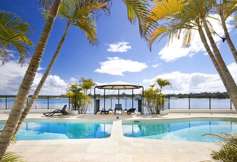 Apartment 5 Commodore - Accommodation in Brisbane 3