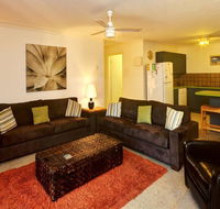 Apartment with Inground Pool - Accommodation in Brisbane