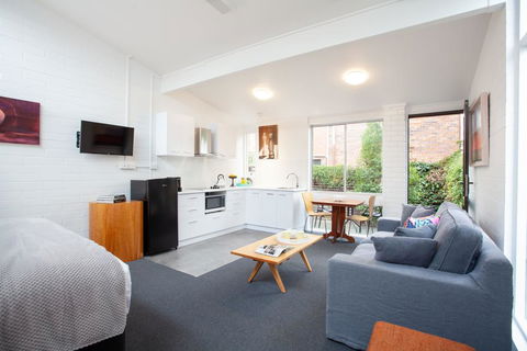 Apartments On Elsmere - Accommodation in Brisbane 3