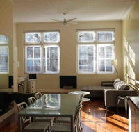 Apt - Dance Loft Conversion - Accommodation in Brisbane