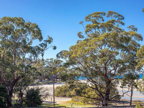 Aqua View (By Jervis Bay Rentals) - Accommodation in Brisbane 0