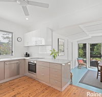 Arcadia By the Sea - Accommodation in Brisbane