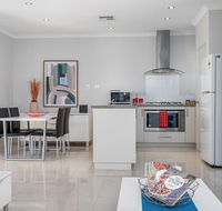 Ardross Short Stays - Accommodation in Brisbane