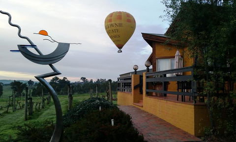 Art At Linden Gate - Accommodation in Brisbane 1