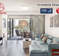 Art-Inspired Designer APT in the vibrant area - Accommodation in Brisbane