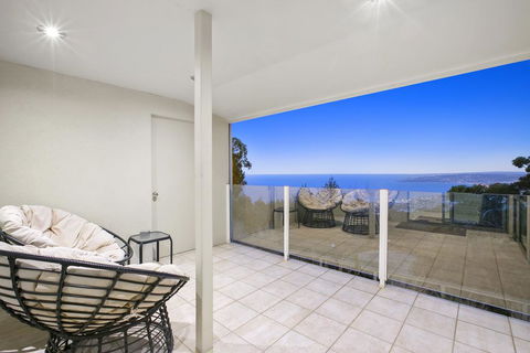 Arthurs Views - Accommodation in Brisbane 1