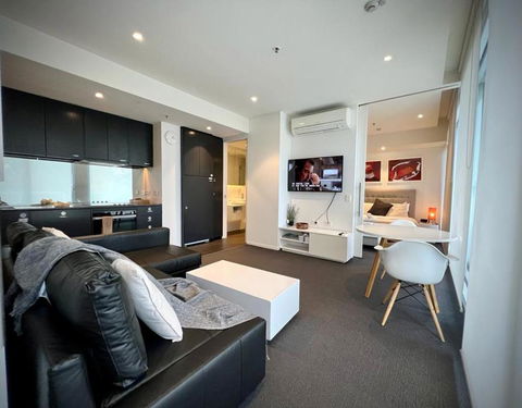 Luxury 2 Bedroom Suite Near Adelaide With A Car Park - Accommodation in Brisbane 3