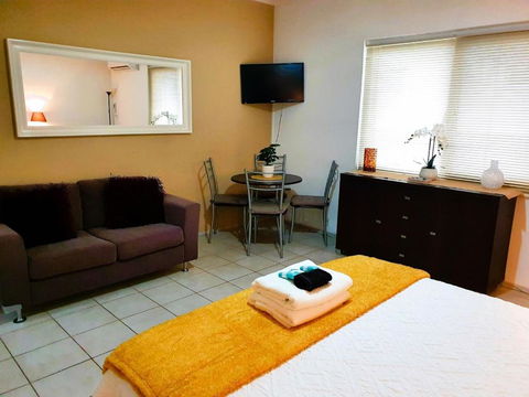 M104 West Perth Studio Apartment Near Kings Park - Accommodation in Brisbane 1