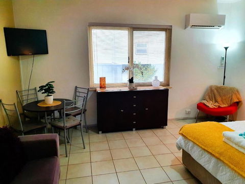 M104 West Perth Studio Apartment Near Kings Park - Accommodation in Brisbane 3
