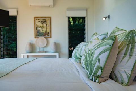 MANDALAY ESCAPE, SECLUSION & SERENITY WITH A POOL - Accommodation in Brisbane 2