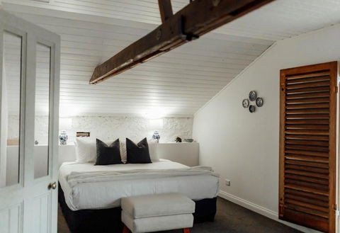 MARYBANK ESTATE - BARN LOFT - Accommodation in Brisbane 1