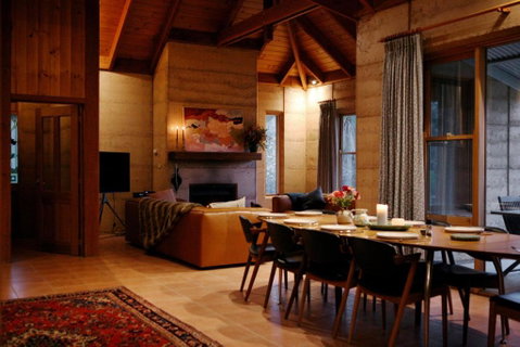 Melliodora - Relax, Unwind & Recharge - Accommodation in Brisbane 3