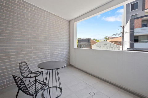 Modern 2BD In Trendy Inner West - Accommodation in Brisbane 1