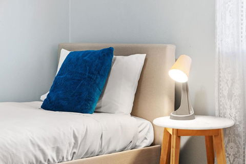 Modern Private Single Room - Centrally Located At Liverpool - Shared Bathroom - Accommodation in Brisbane 1