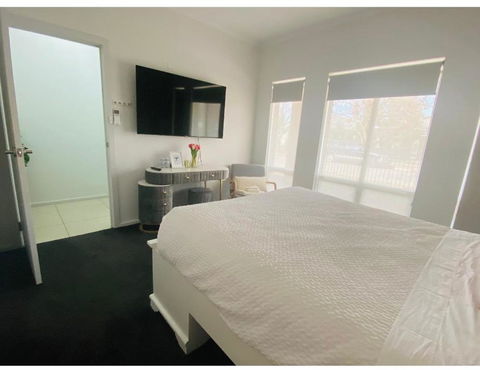 Modern Private Room With Ensuite - Accommodation in Brisbane 1