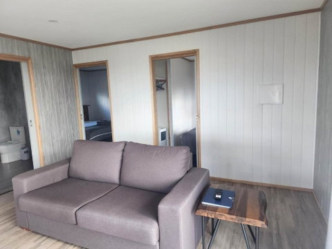 Mount Rumney Escapes - 5 Seaview Kangaroo House - Accommodation in Brisbane 3