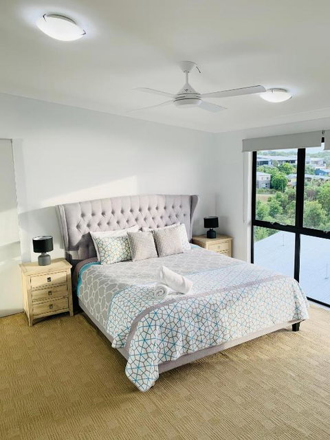Moreton Magnificent Views - Accommodation in Brisbane 2
