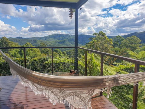 Mountain View Escape - Accommodation in Brisbane 2
