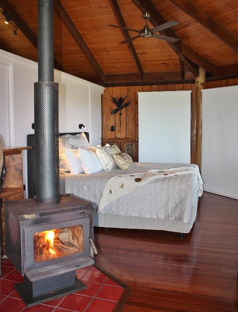 Mt Quincan Crater Retreat - Accommodation in Brisbane 3