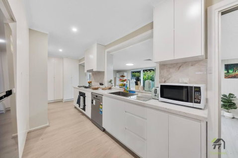 Nederland Lady\'s Next In Beacon Hill - Accommodation in Brisbane 2