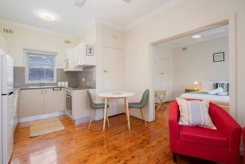 Newcastle Nook - Convenient Comforts In The CBD - Accommodation in Brisbane 3