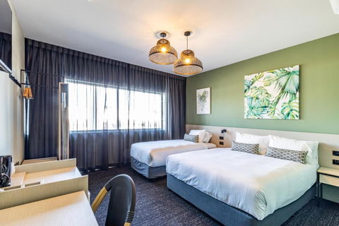 Nightcap At Commercial Hotel - Accommodation in Brisbane 0