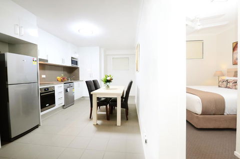 Oaks Moranbah Suites - Accommodation in Brisbane 3