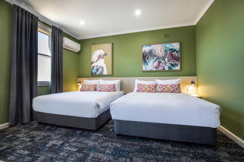 Nightcap At Pritchards Hotel - Accommodation in Brisbane 3
