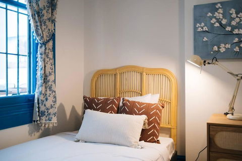 OnceUp A BlueMoon Terrace Nr CBD - Accommodation in Brisbane 3