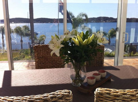Overnight Reflections B&B - Accommodation in Brisbane 2