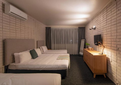 Palms Hotel - Accommodation in Brisbane 3