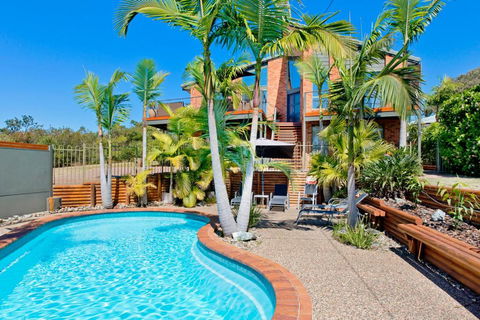 Panorama Beach House - Accommodation in Brisbane 0