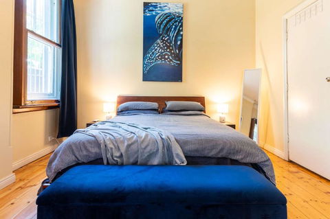 Peaceful And Stylish Petersham Aparttment With Parking - Accommodation in Brisbane 3