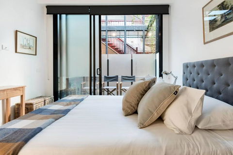 Paterson 1911 - Upmarket Terrace In Vibrant Fitzroy - Accommodation in Brisbane 3