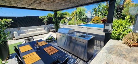 Penthouse Perfection With Private Rooftop Pool - Accommodation in Brisbane 2