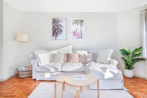 Perfect Manly Retreat, In The Heart Of Manly, Family & Couple Friendly Apartment With CAR SPOT - Accommodation in Brisbane 1