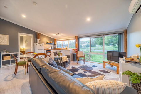 Platypus Waters B&B - Accommodation in Brisbane 0