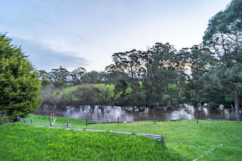 Platypus Waters B&B - Accommodation in Brisbane 3