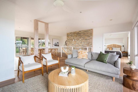 Perfect Peninsula Base With Heated Pool And Spa - Accommodation in Brisbane 1