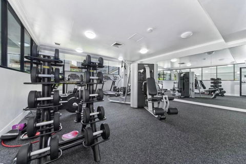 Premium Location In City Centre Sydney With Free Swimming Pool & Gym - Accommodation in Brisbane 2
