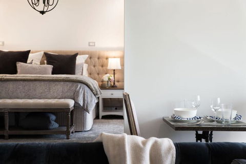 Provence Spa Villa 2 - Accommodation in Brisbane 1