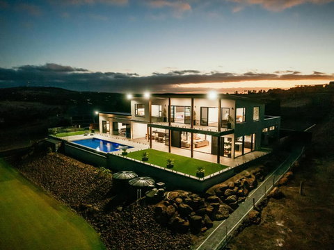 Pure Heaven - Accommodation in Brisbane 0