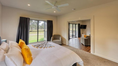 Quaffers On Storm King - Accommodation in Brisbane 1