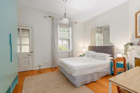 Quaint 3-Bed Heritage Home In The Heart Of Sydney - Accommodation in Brisbane 1