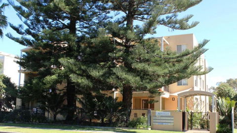 Quality Aquarius Apartment On The Beach! - Accommodation in Brisbane 0