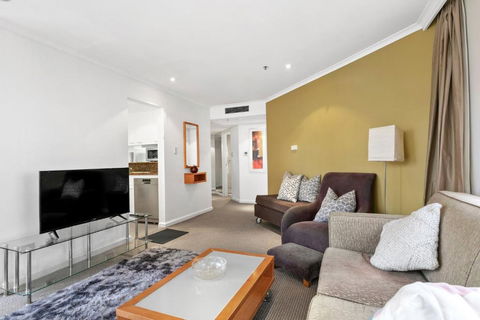 Quay West 2302 Self-Catering - Accommodation in Brisbane 3