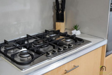 Quiet 5 Bedrooms House Located Springfield Lake - Accommodation in Brisbane 3
